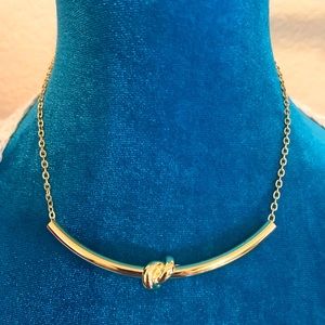 NWT The Limited’s Gold curved Bar Knot Necklace!